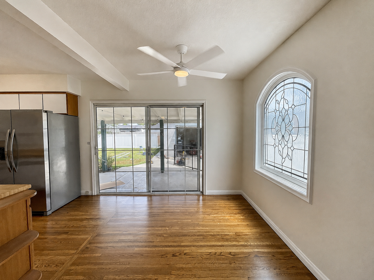 4432 Falcon Ave - Photo 6 of 43