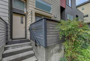 featured image of 6025 California Ave Sw Apt C #Apt C