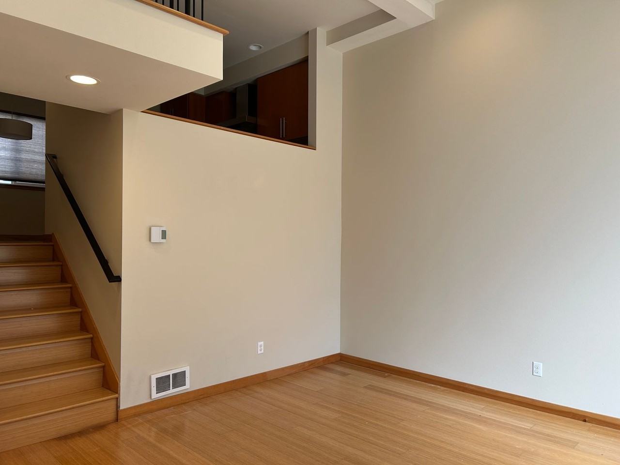 6025 California Ave Sw Apt C - Photo 2 of 16