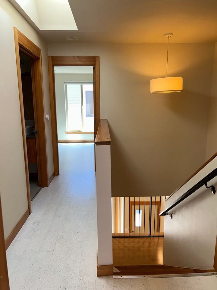 6025 California Ave Sw Apt C - Photo 6 of 16