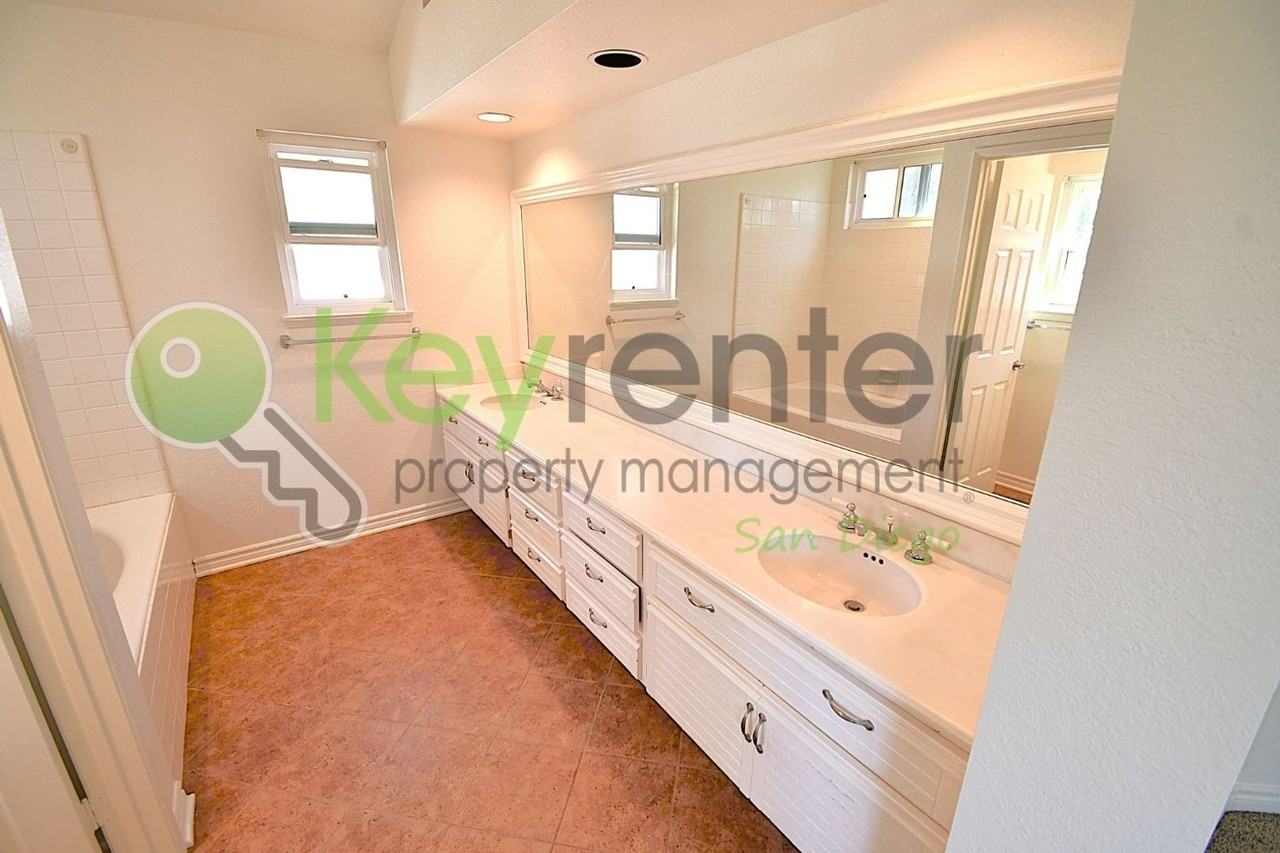 5179 Camino Playa Malaga - Photo 5 of 30