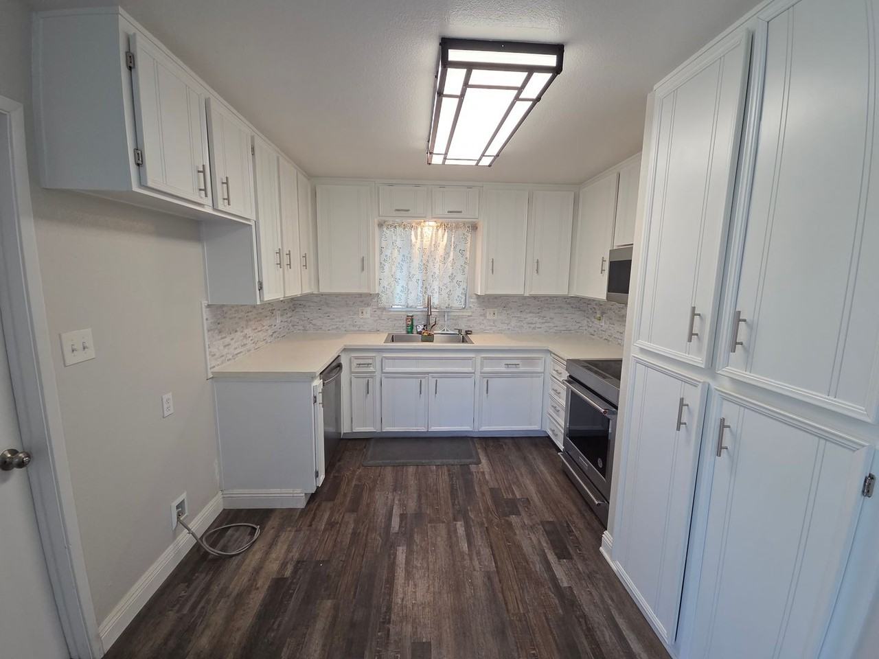 2160 Georgia Way - Photo 2 of 30