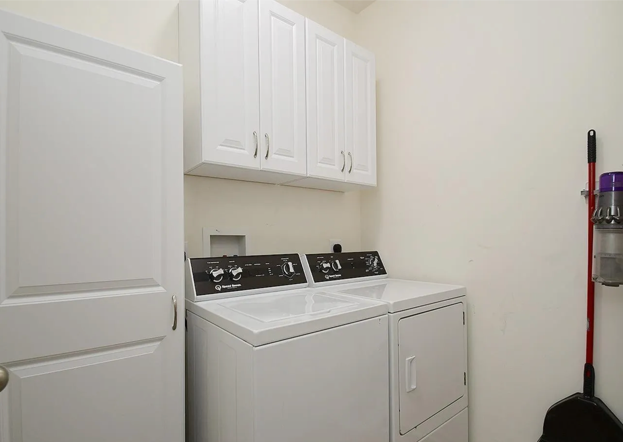 20823 Charles St - Photo 7 of 14