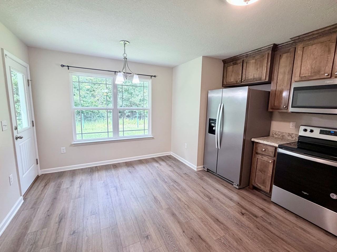5890 Daffodil Dr - Photo 5 of 14