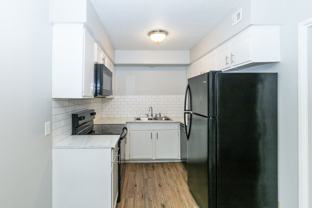 5135 Ne Chouteau Trfy #303 - Photo 1 of 1