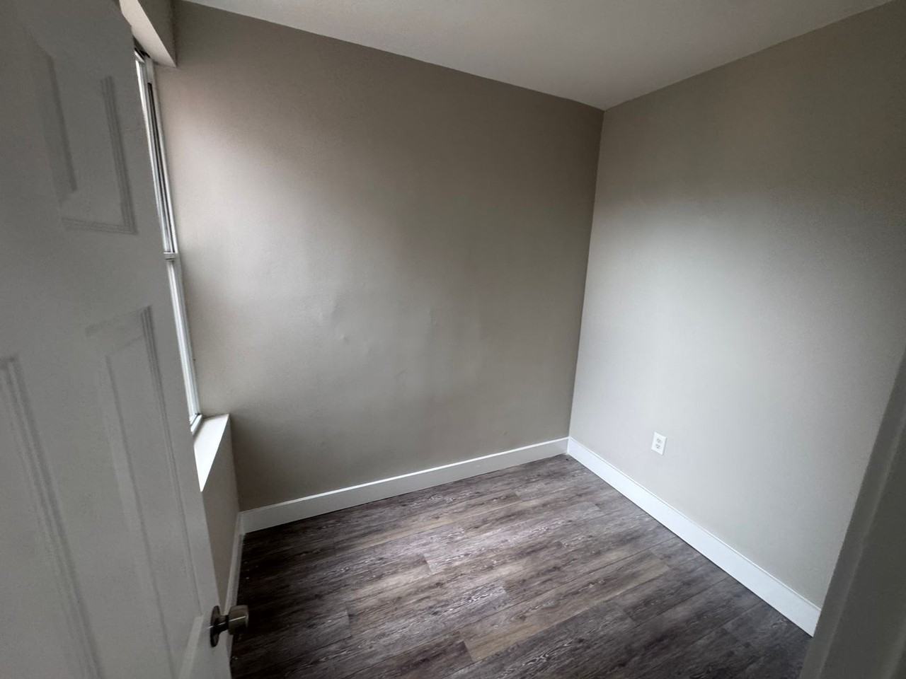 2830 A St - Photo 2 of 9