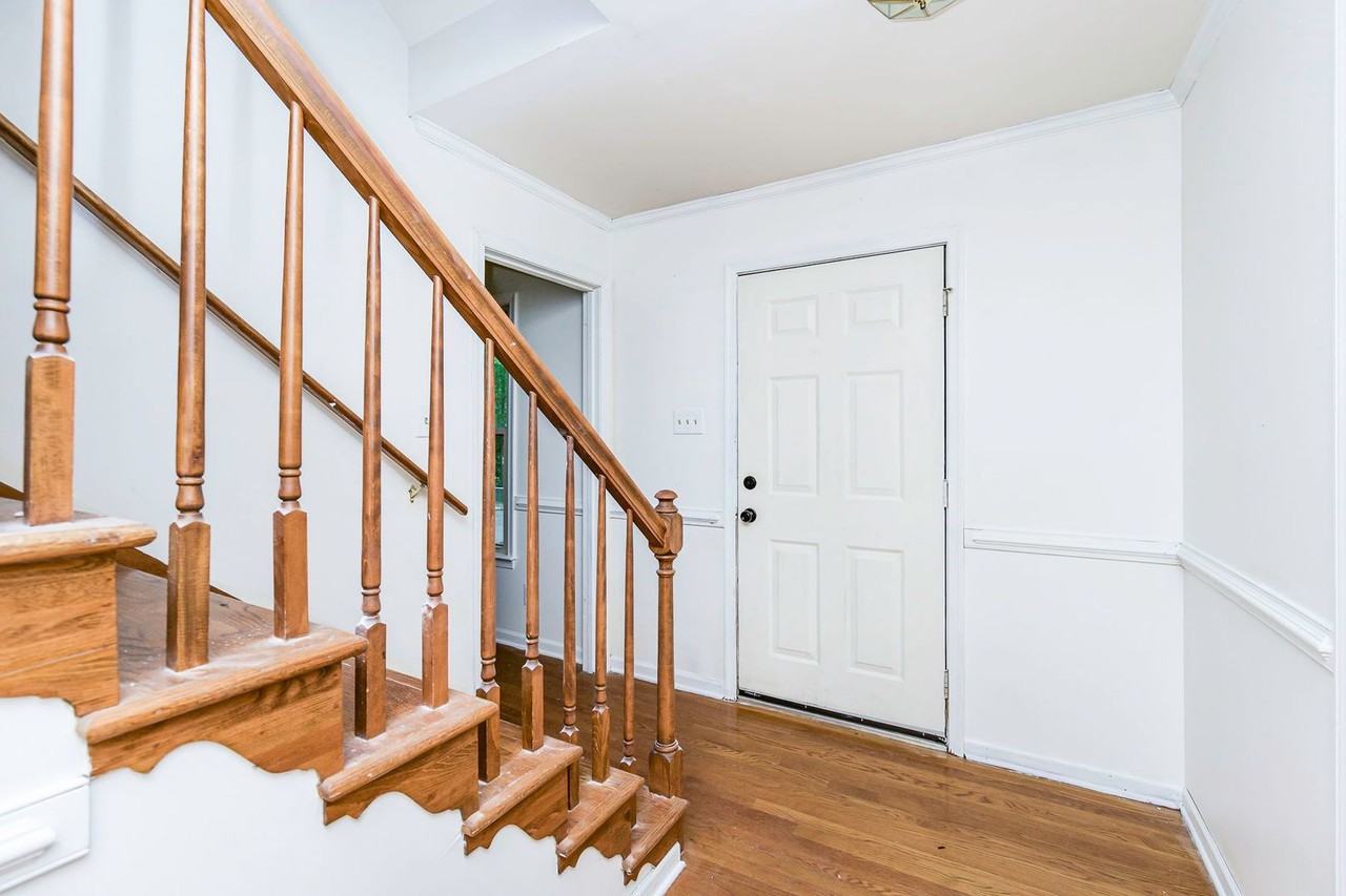 720 Dove Path Ln - Photo 2 of 32
