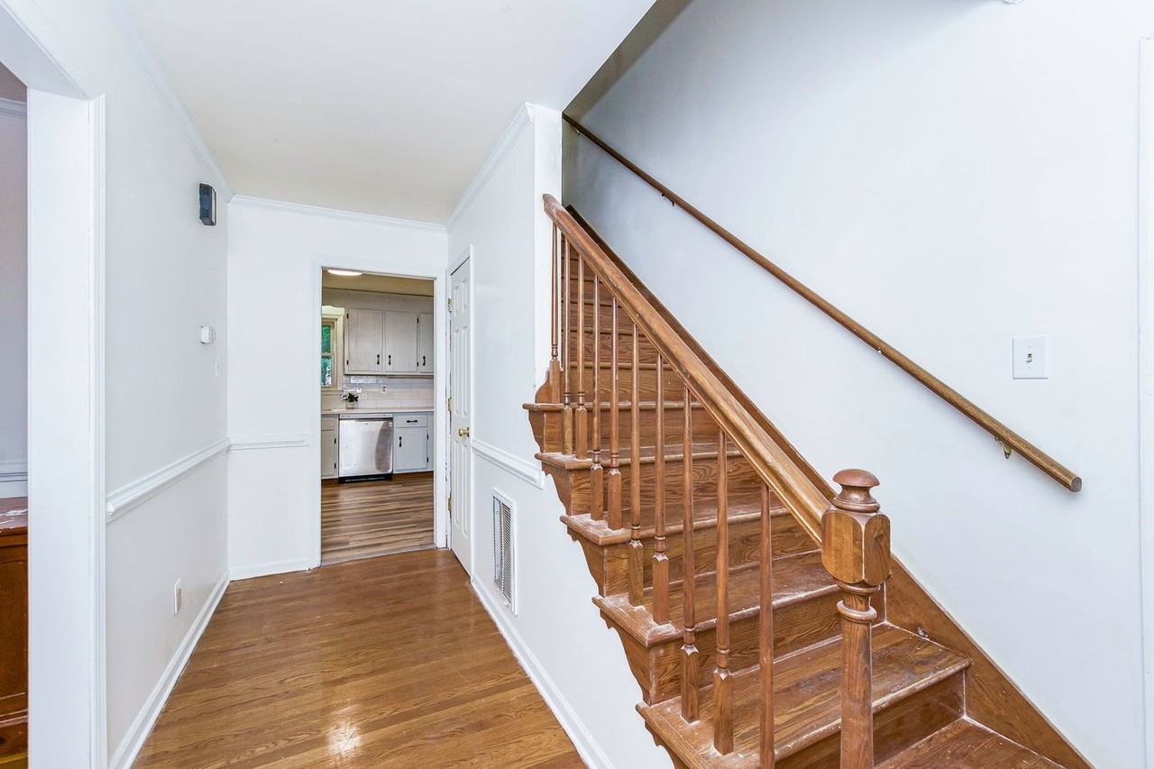 720 Dove Path Ln - Photo 3 of 32