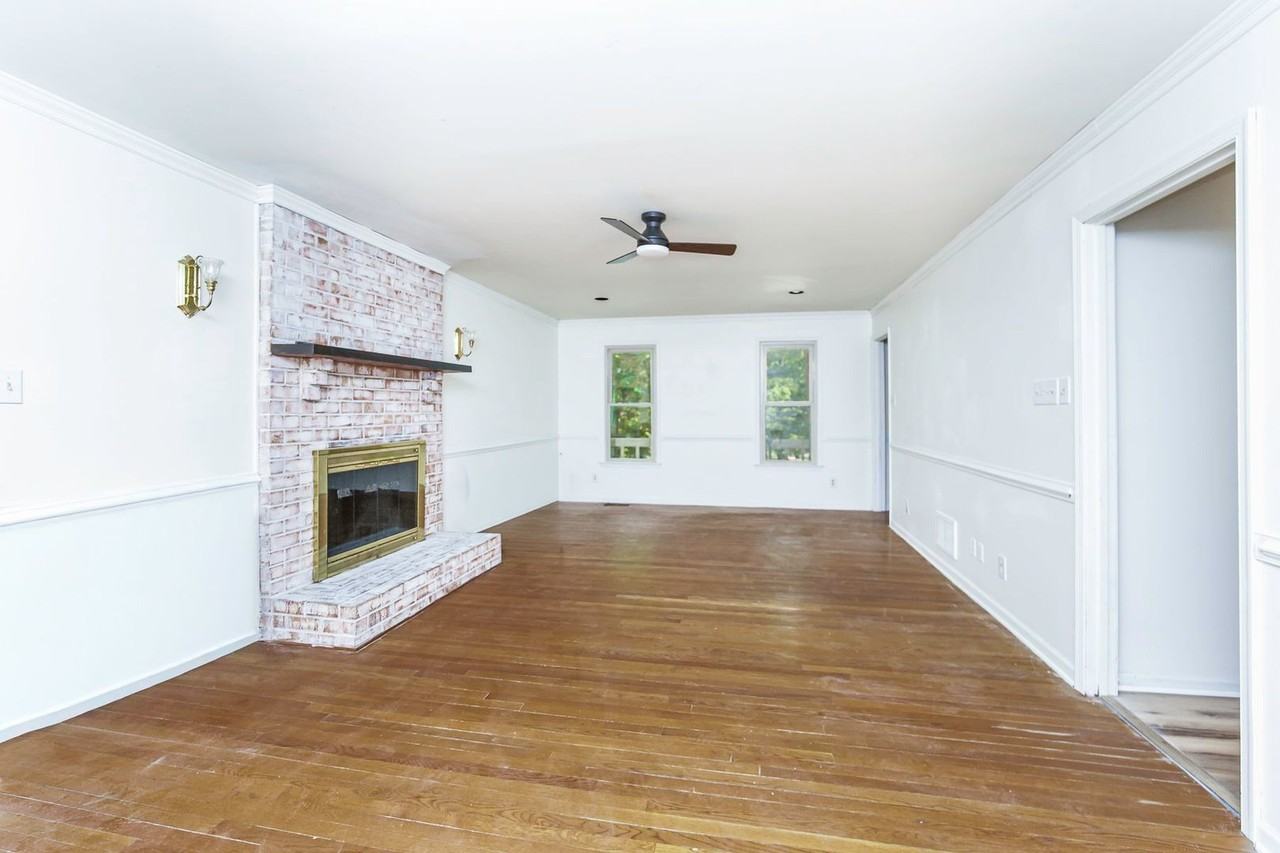 720 Dove Path Ln - Photo 4 of 32