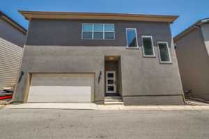 featured image of 1618 W Lawndale Dr #14