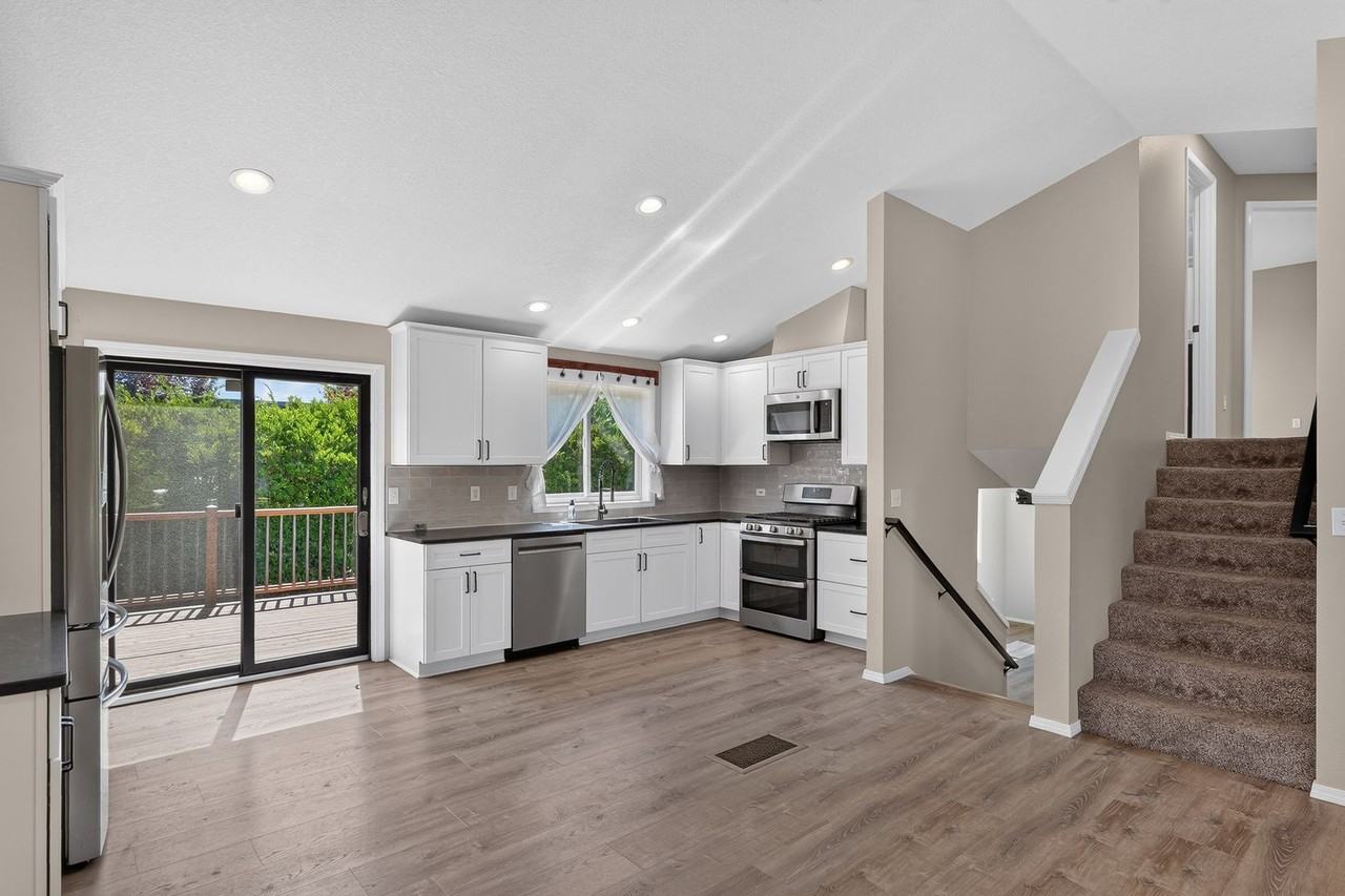 16045 Sw Baler Way - Photo 5 of 22