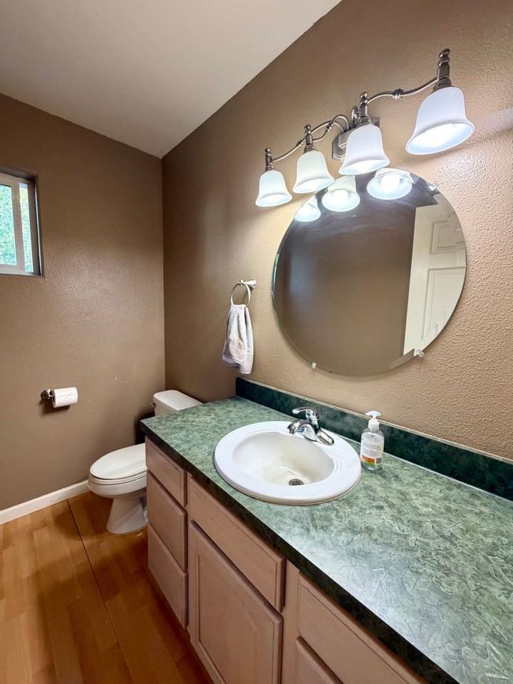 37035 Stanford St - Photo 6 of 16