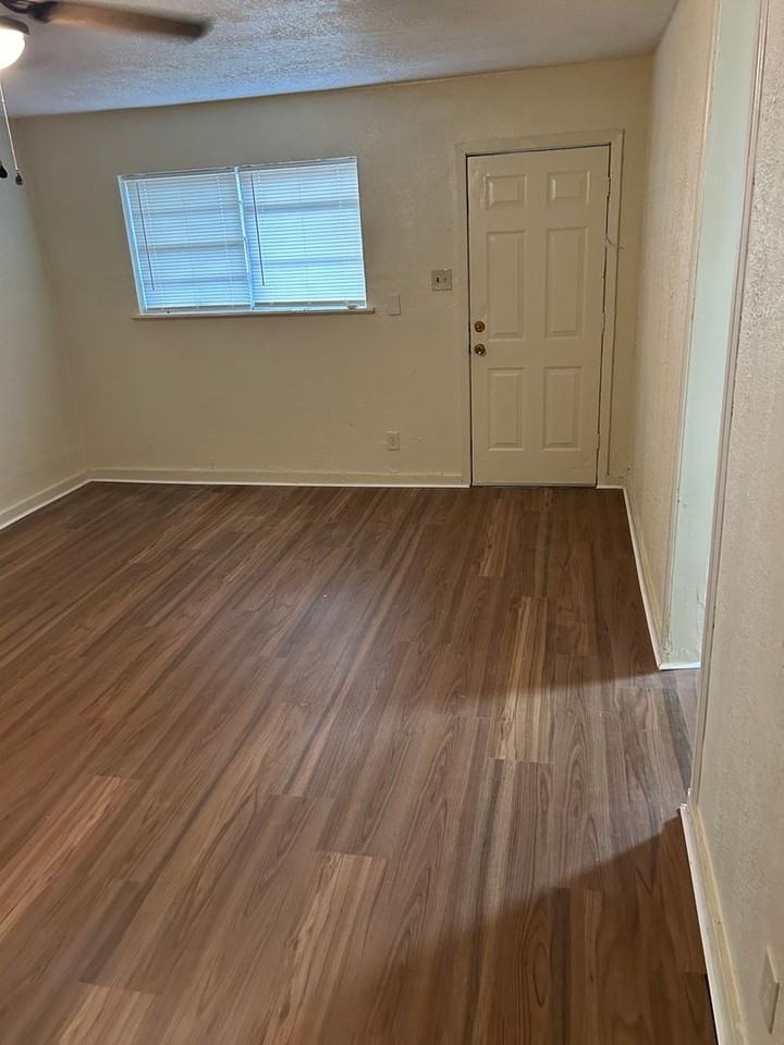5216 Carl Ter - Photo 3 of 5