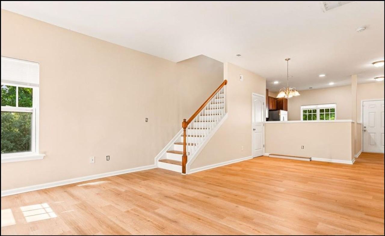 10308 Cloyne Ct - Photo 2 of 15