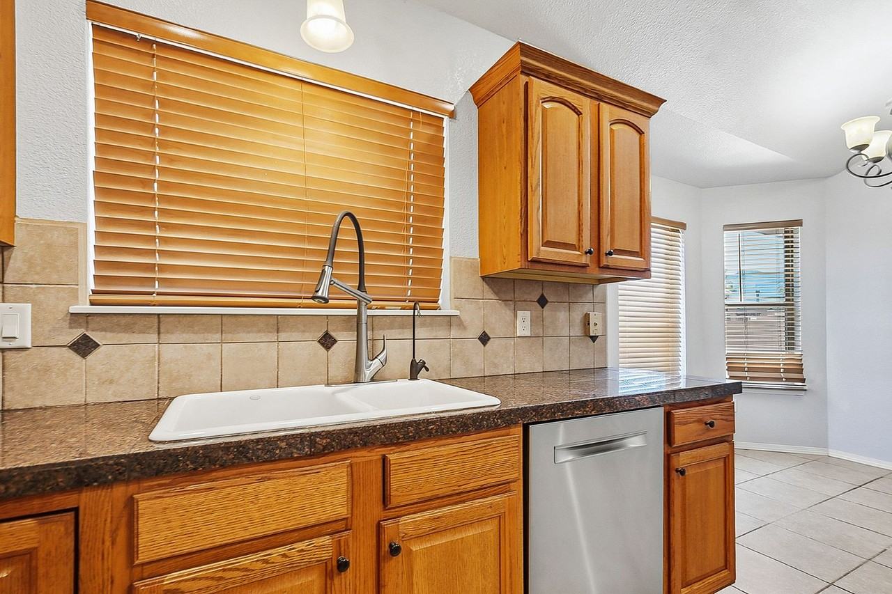 351 Cielo Grande - Photo 6 of 40