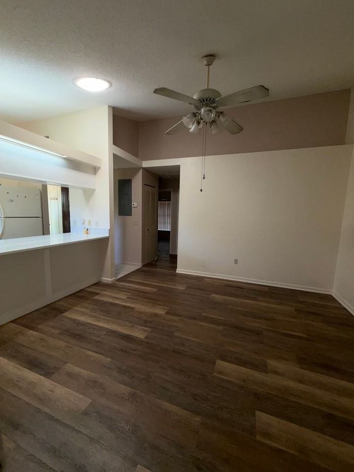 250 Terrace Hill Blvd - Photo 3 of 19
