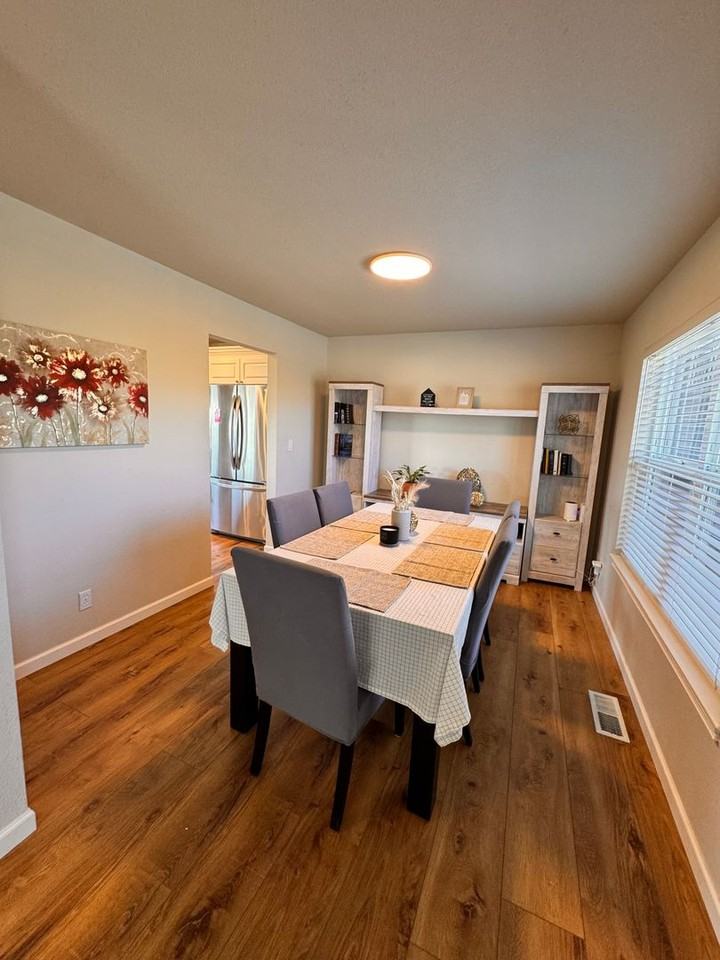 1020 Ne Granite Ridge St - Photo 5 of 24