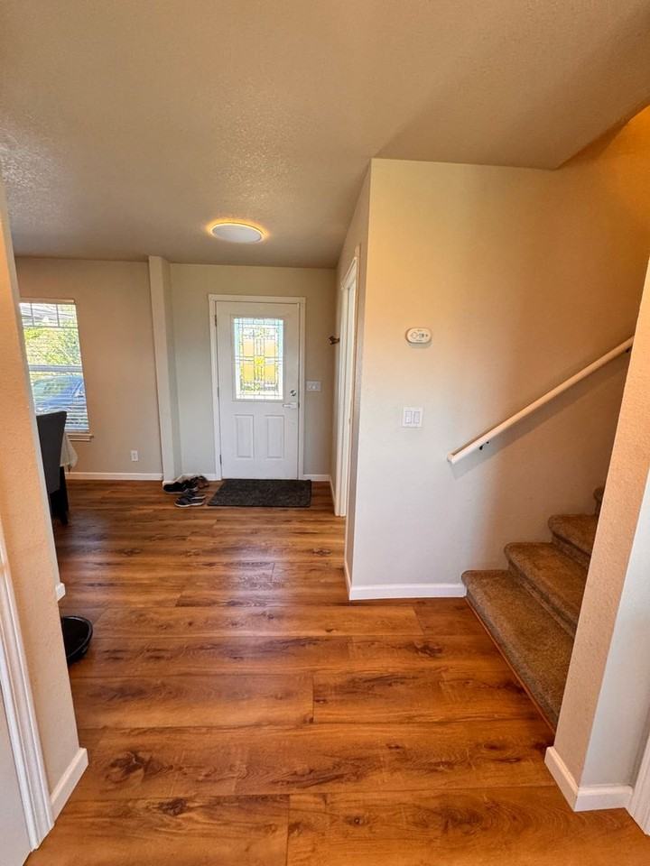 1020 Ne Granite Ridge St - Photo 7 of 24