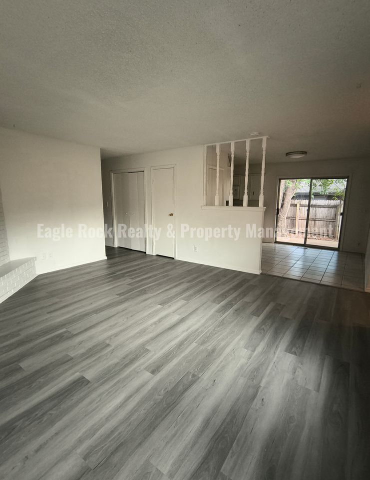 4627 S 72nd East Pl - Photo 3 of 35