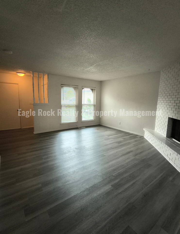 4627 S 72nd East Pl - Photo 5 of 35