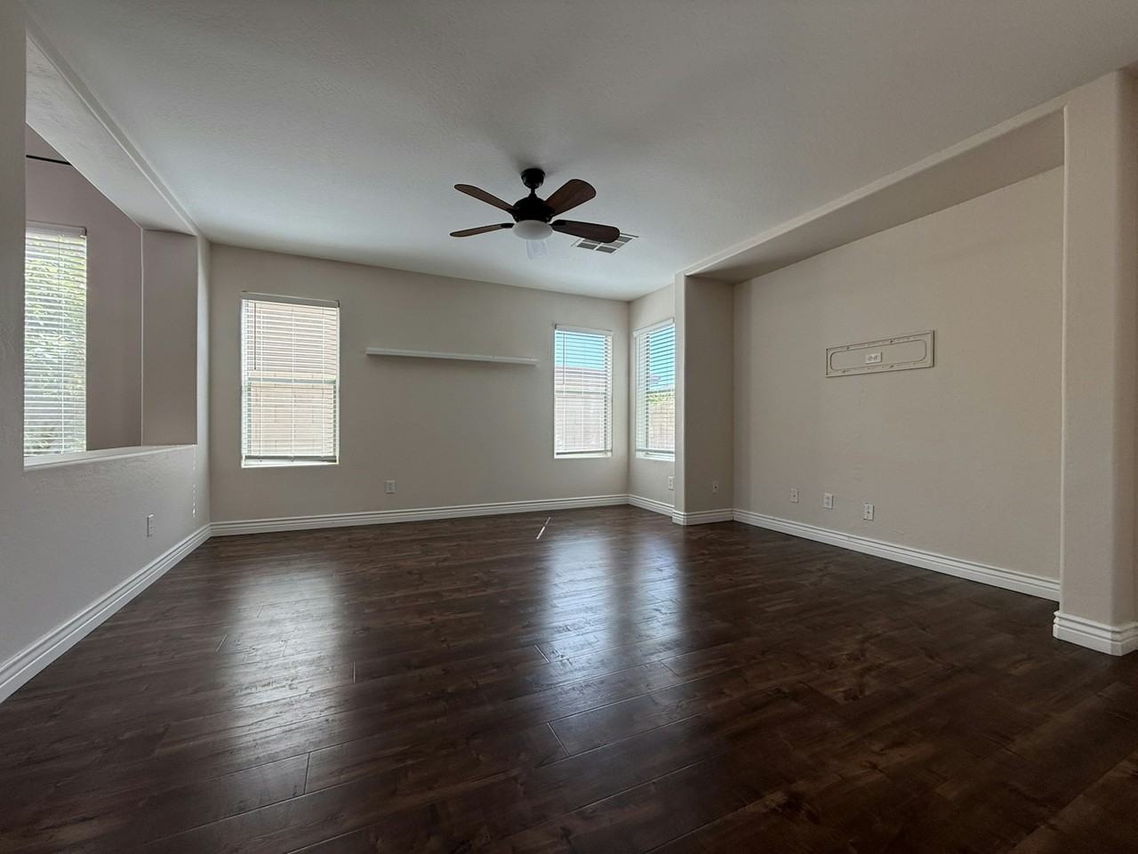 6509R West Red Fox Road - Photo 4 of 31
