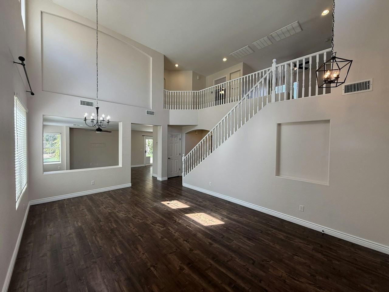 6509R West Red Fox Road - Photo 3 of 31