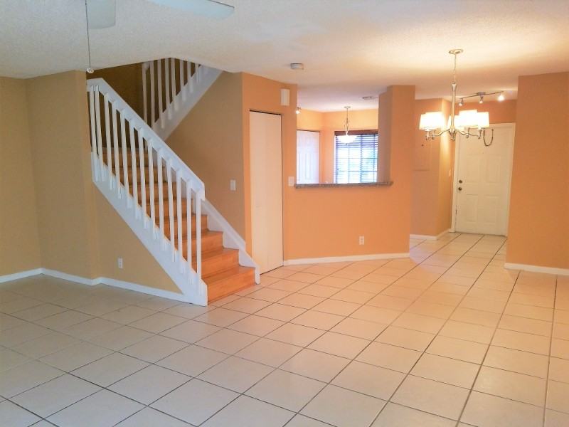 4716 Sw 13th Ct - Photo 4 of 14