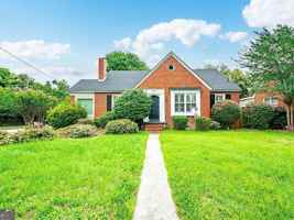 featured image of 322 Pio Nono Ave