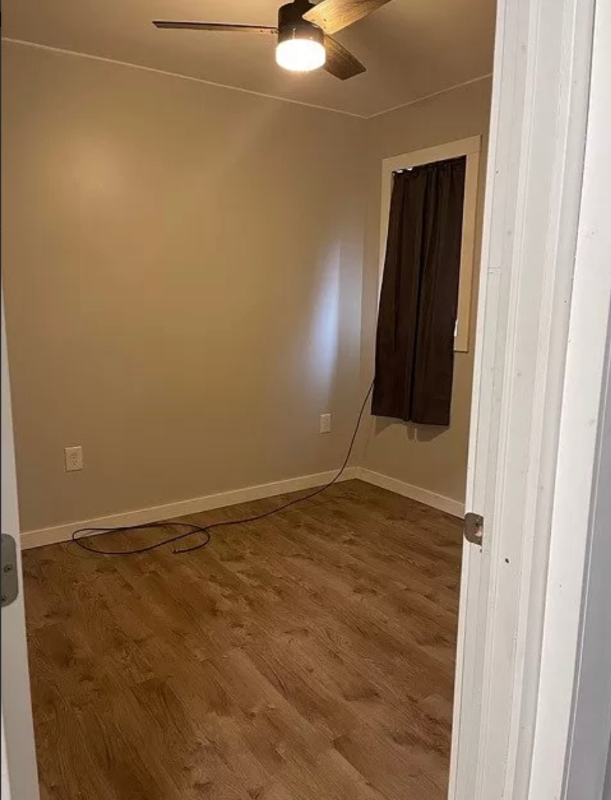 10549 Main St - Photo 7 of 11