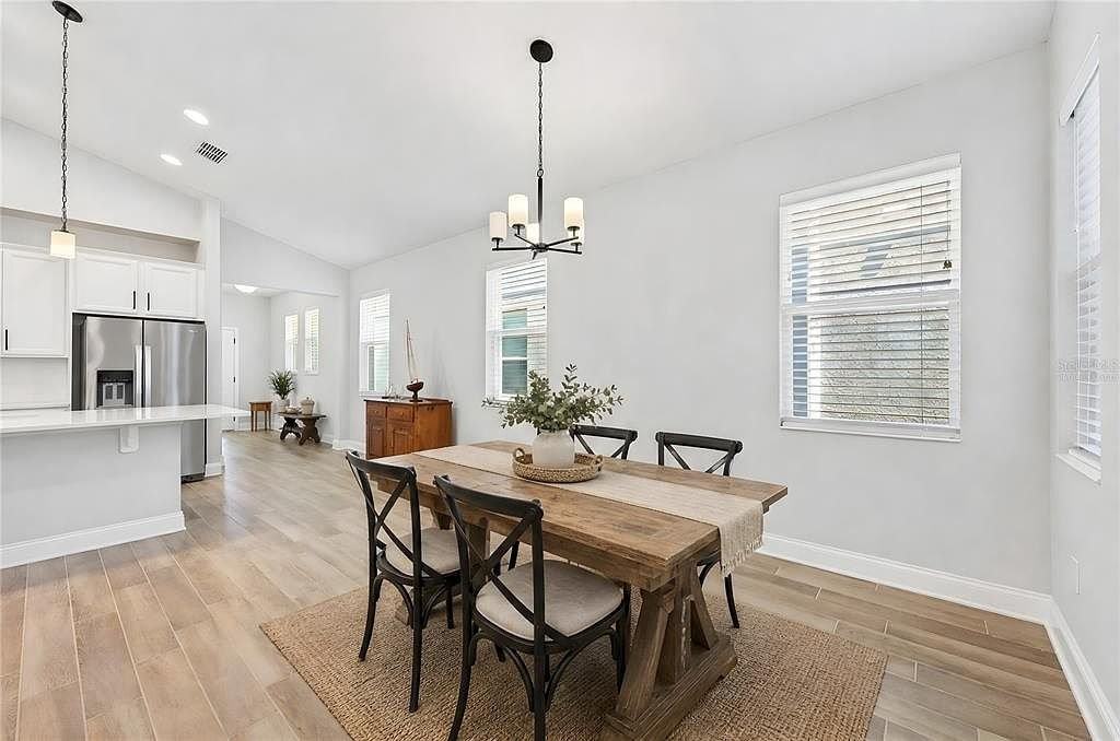 606 Dogfish Ln - Photo 3 of 35