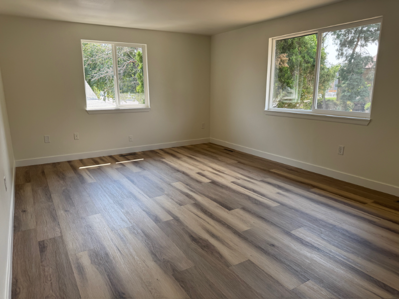 804 Meeker St - Photo 4 of 20