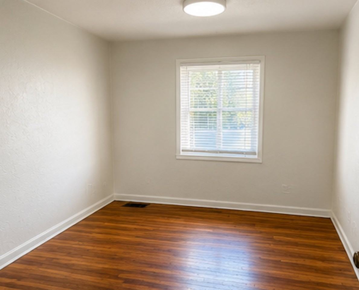 591 W Sherman St #2 - Photo 5 of 7