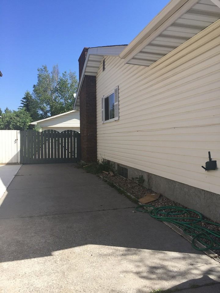 208 Woodpark Pl Sw - Photo 5 of 38