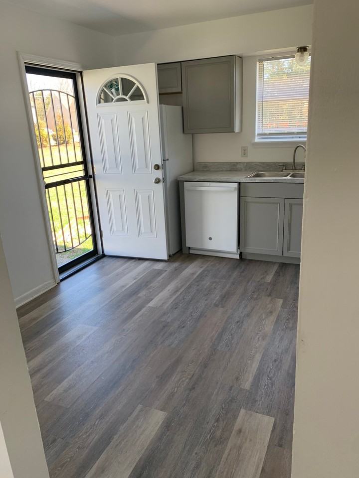 2844 Vista Ln - Photo 5 of 10