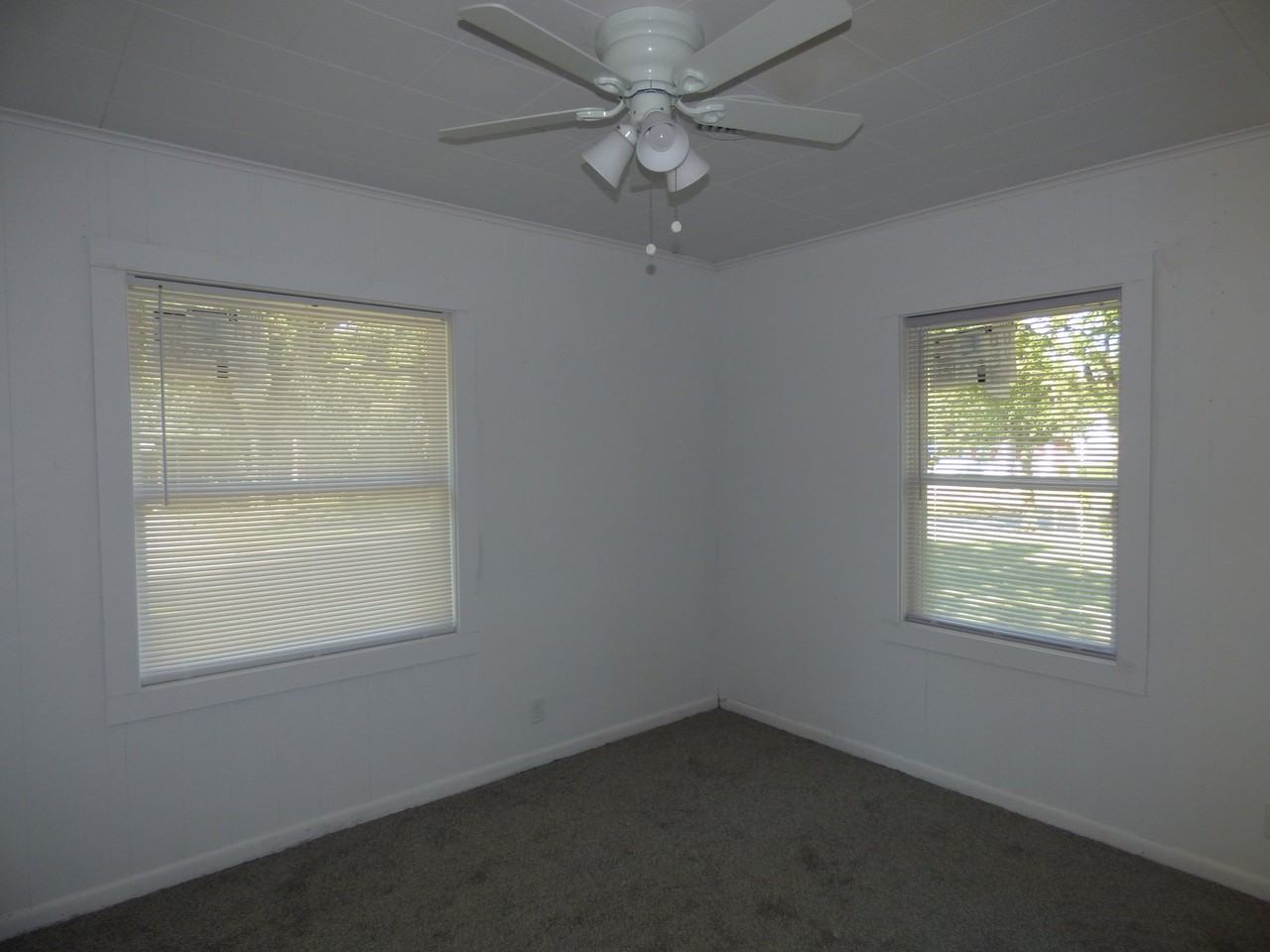 7 W Eads Ave - Photo 6 of 14