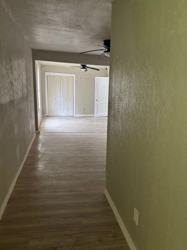 1209 W Procter St - Photo 3 of 13