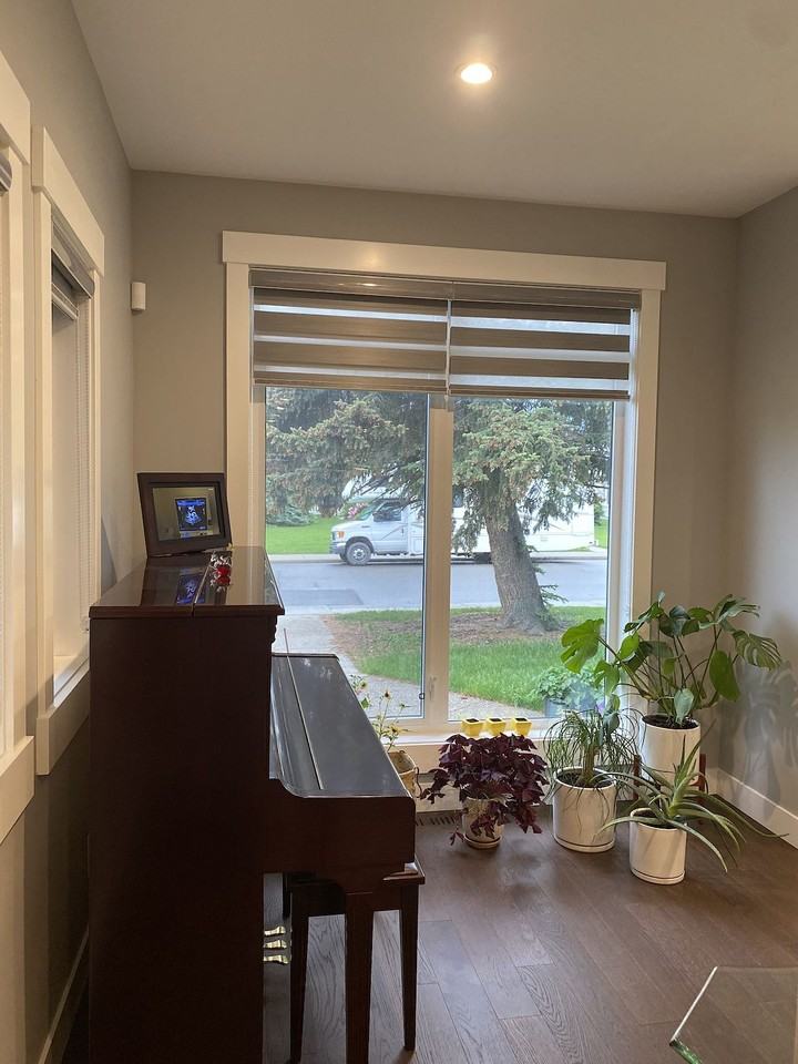 2218 31 St Sw - Photo 4 of 18