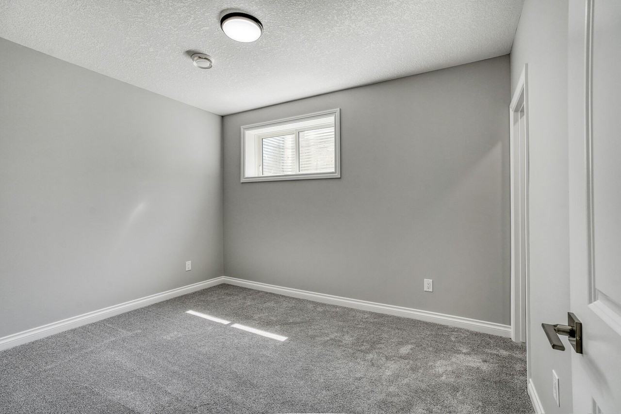 9423 Colak Lane Sw - Photo 6 of 14