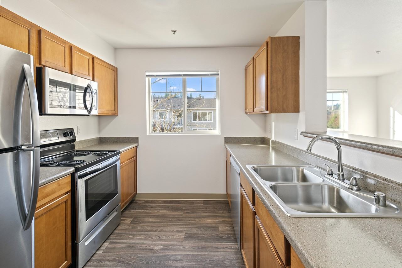 Valley Springs Apartments - Photo 3 of 30