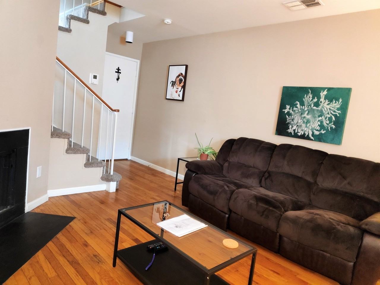 713 Saint Paul St #C - Photo 4 of 11