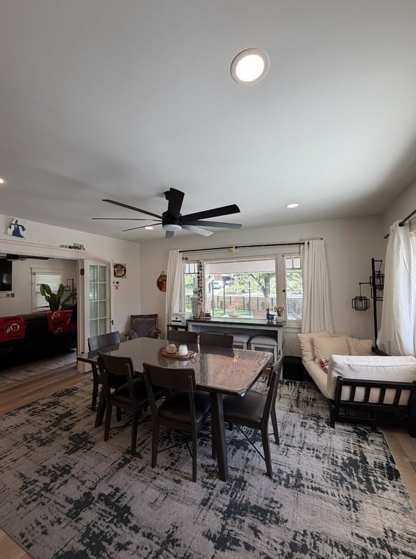 1016 S St - Photo 4 of 30