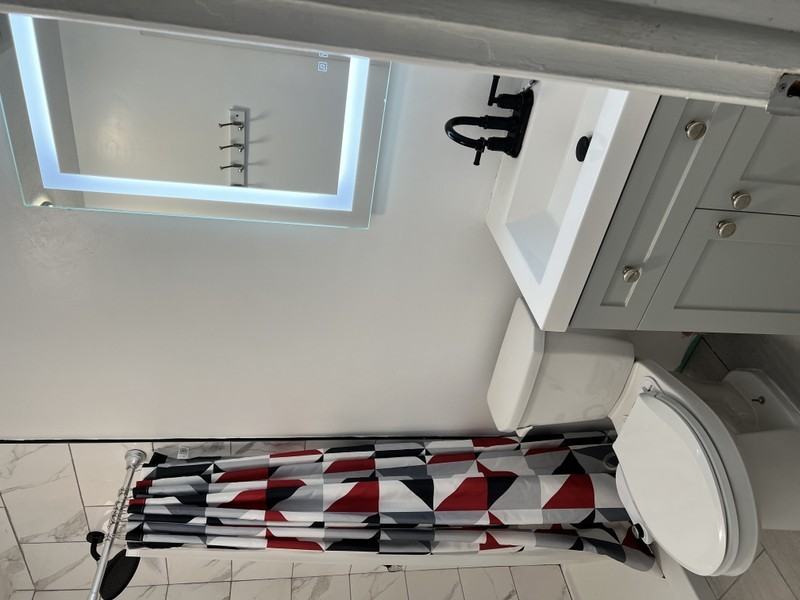 562 E St #1 - Photo 6 of 11