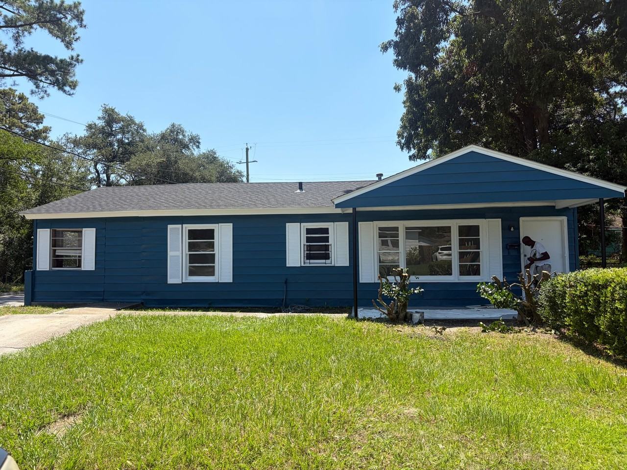 1319 E 57th St - Photo 2 of 2
