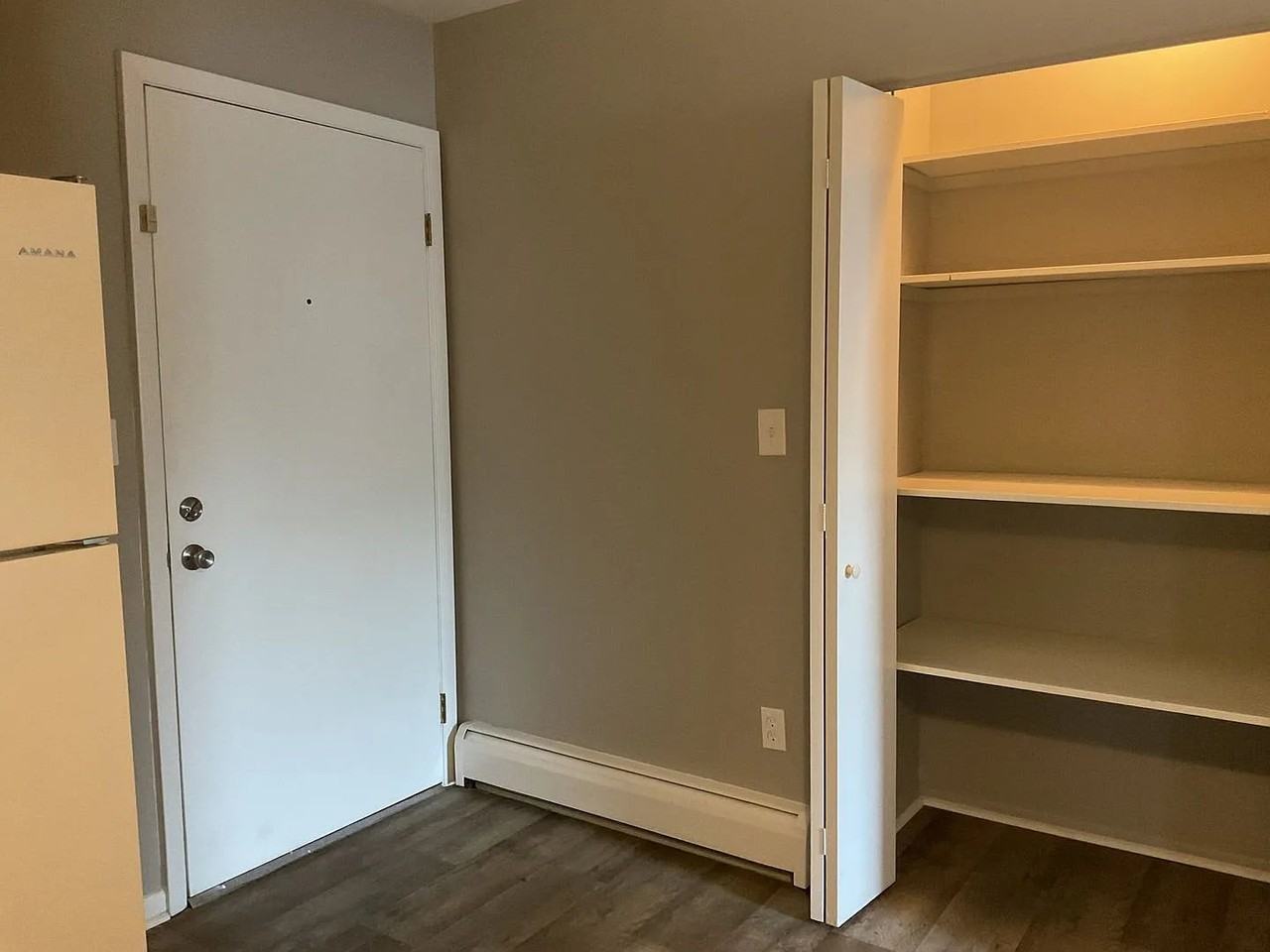 110 Sunset Ave #201 - Photo 4 of 25