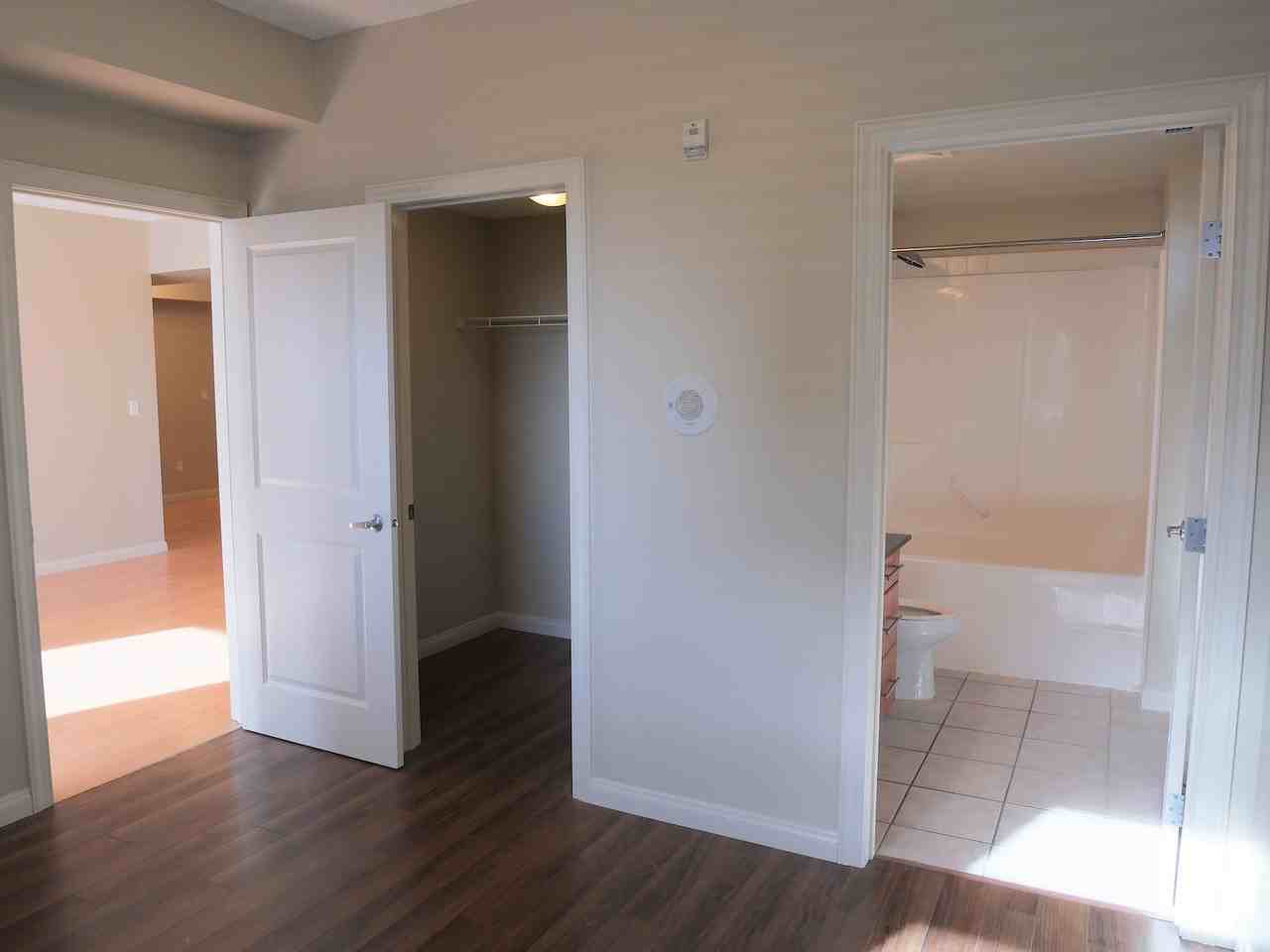 9819 - 9819 104 Street Nw - Photo 6 of 9