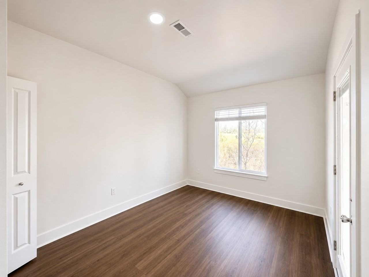 2761 Gady Pines Drive #204 - Photo 6 of 10