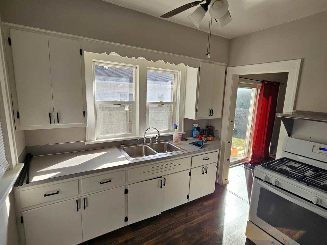 1902 Wyoming Ave Sw #1 - Photo 6 of 15