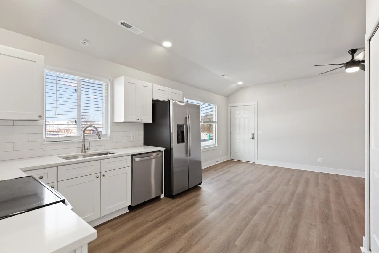 1215 Corporate Dr #233 - Photo 5 of 18