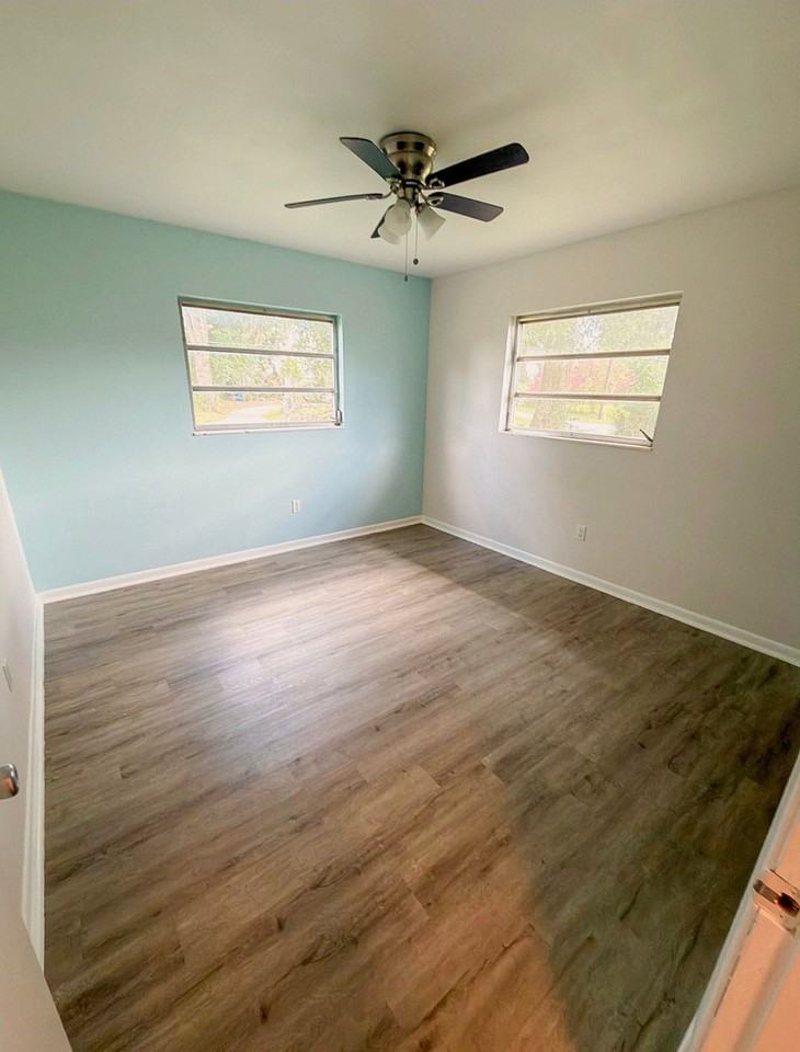 3813 Sw 22nd St - Photo 5 of 10