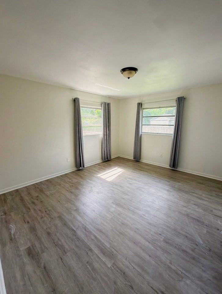 3813 Sw 22nd St - Photo 6 of 10